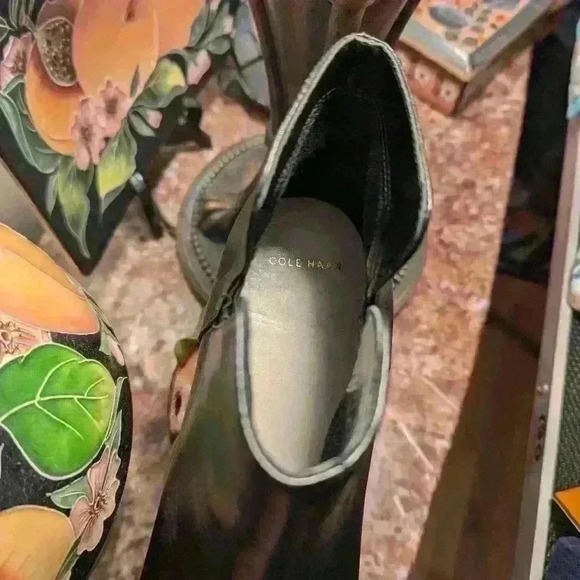 Cole Haan Signature Abbot Bootie Size 8B - Picture 7 of 15